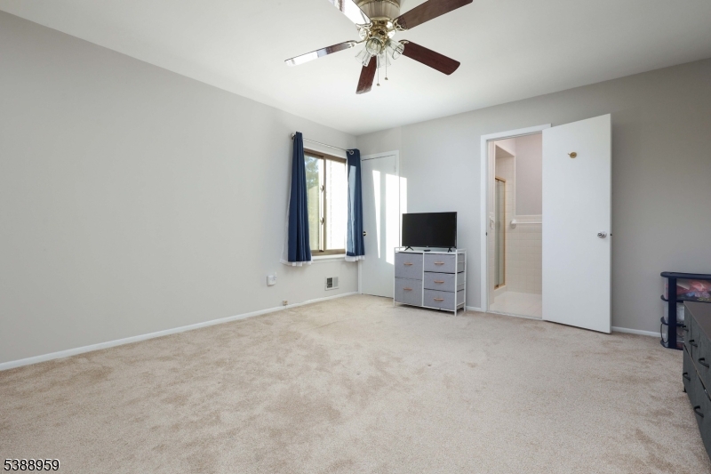 SOMERSET PARK - Residential