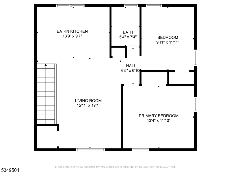 Main image without alt text