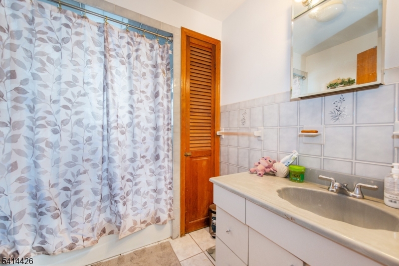 Albion - Residential Income