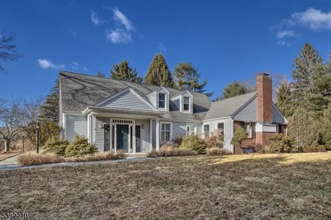 MLS: 3941790