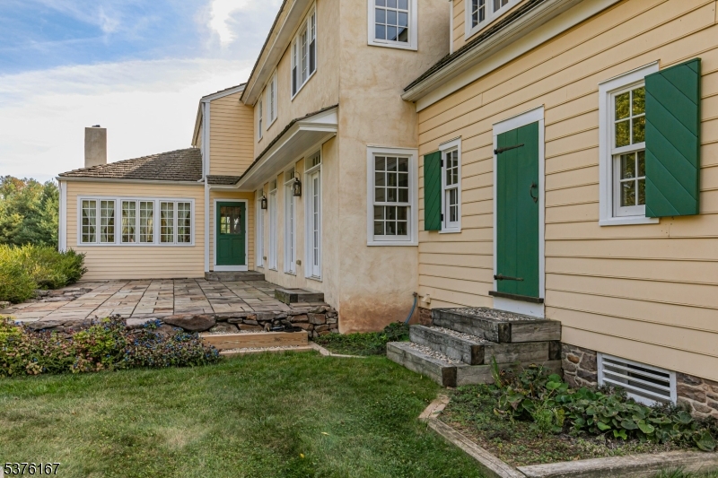 Headquarters - Residential