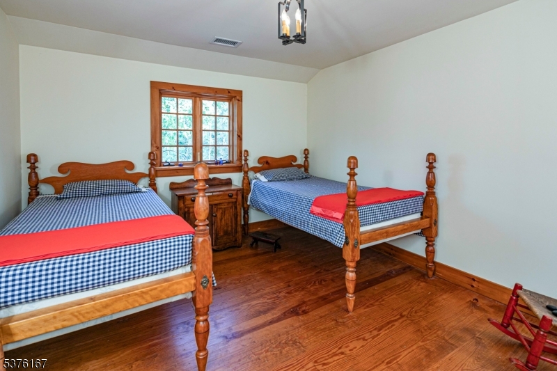 Headquarters - Residential