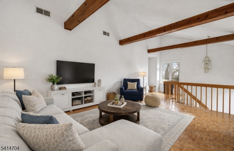 Lindsley Heights - Residential