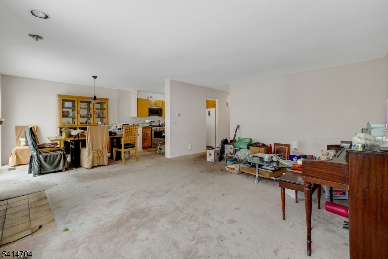 Lindsley Heights - Residential