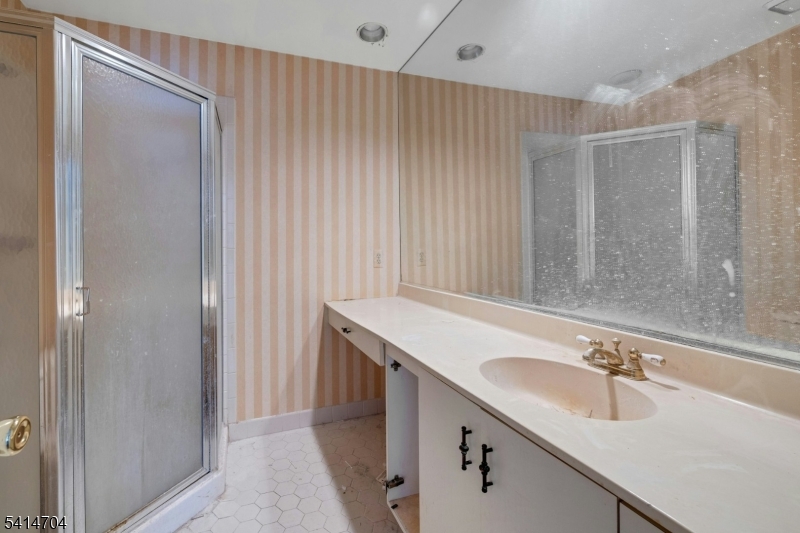 Lindsley Heights - Residential