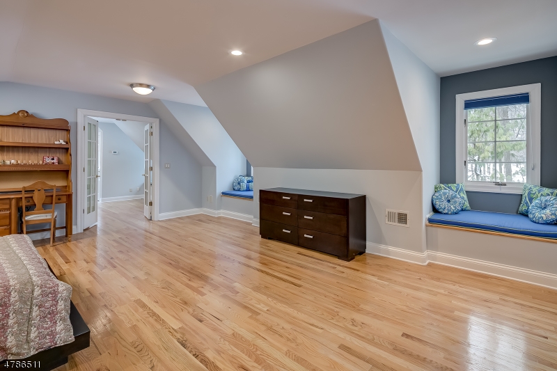 Mendham East Side - Residential