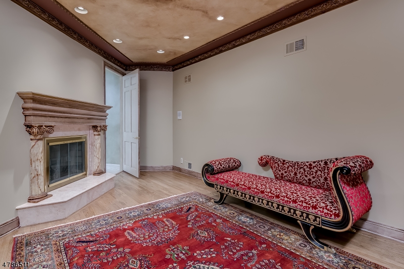 Mendham East Side - Residential