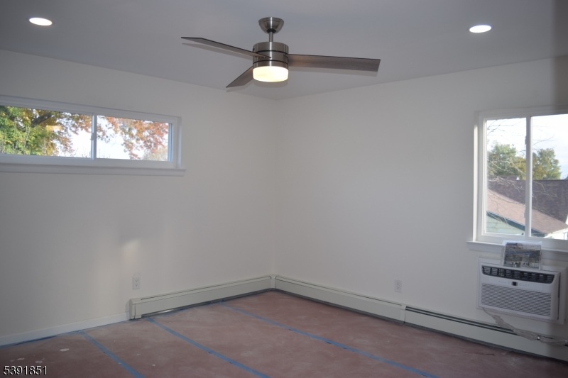 Manor II - Residential Lease