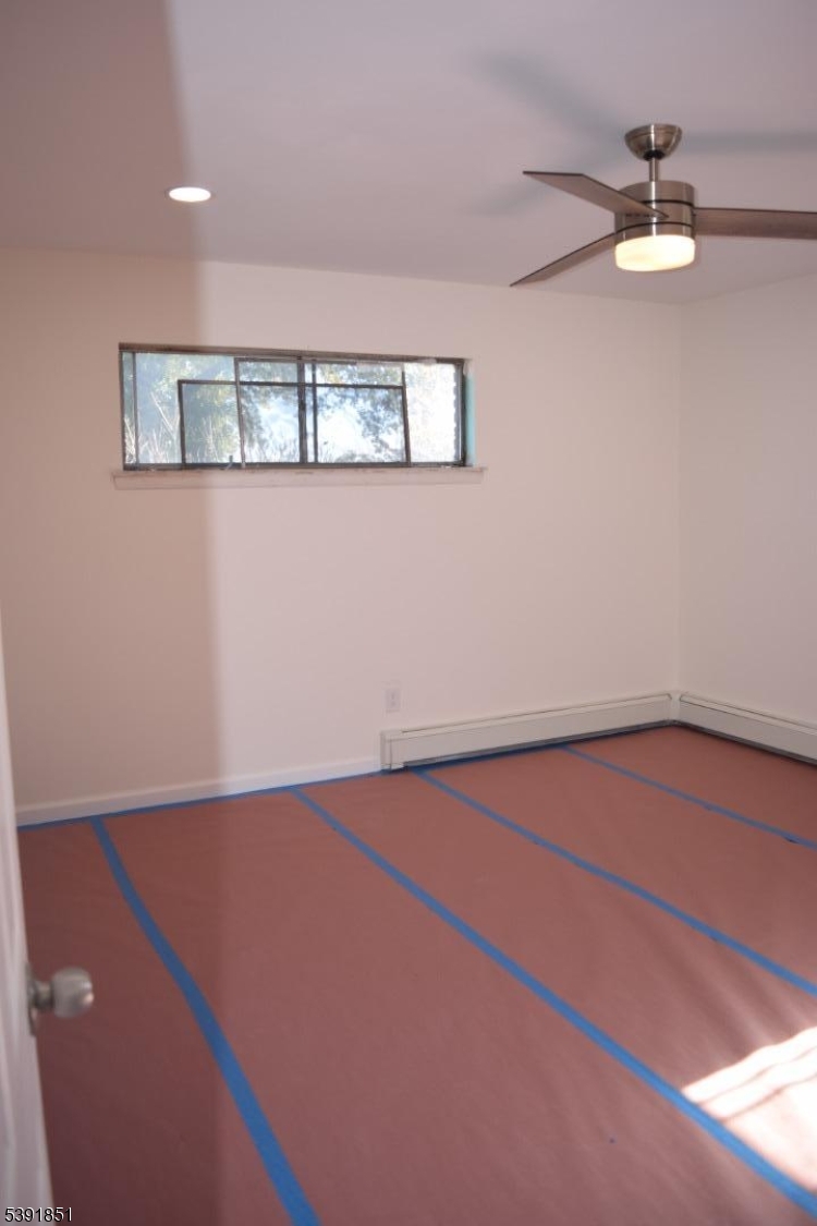 Manor II - Residential Lease