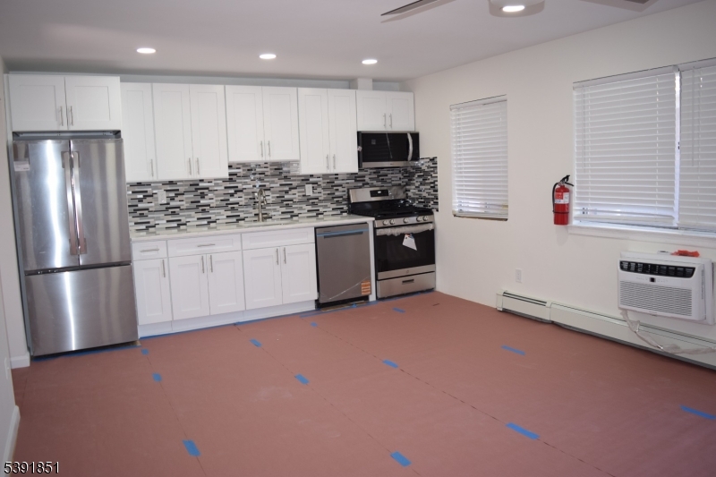 Manor II - Residential Lease