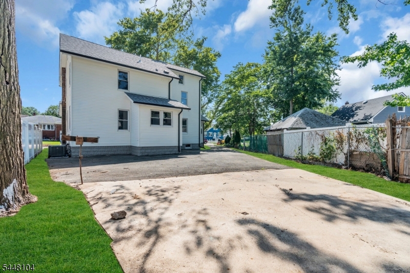 Photo 1 of 36 — 419 Martin St, Roselle Boro, NJ 07203