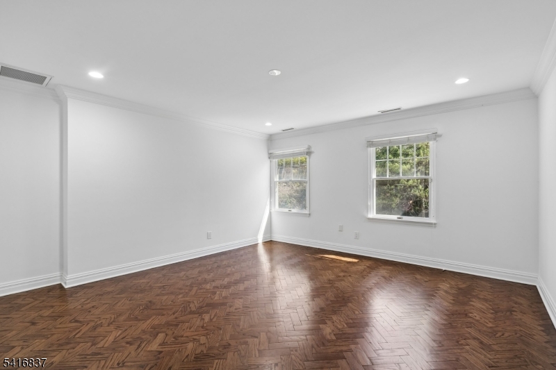 Hartshorn - Residential