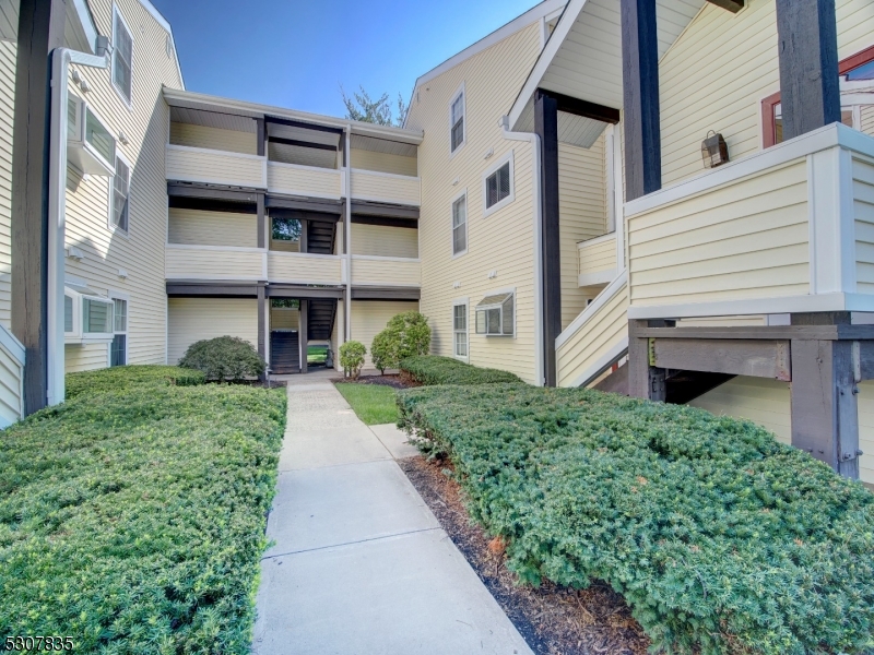 The Pointe - Residential