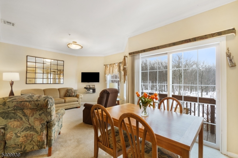 Mountain Ridge Tower - Residential