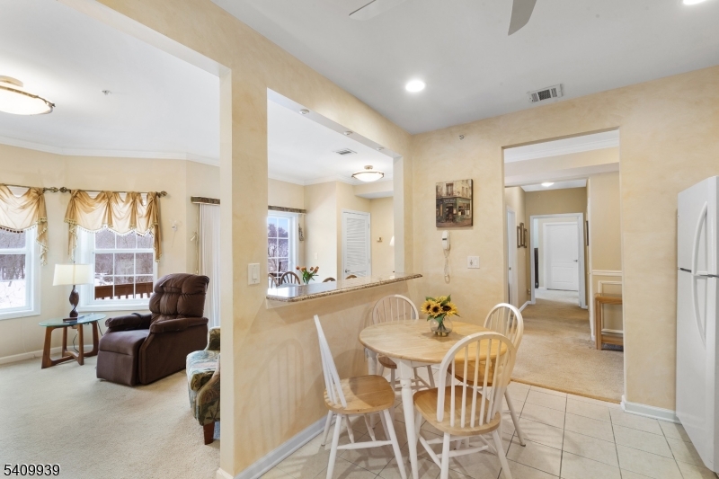 Mountain Ridge Tower - Residential