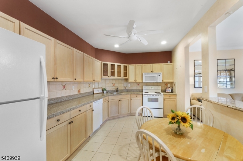 Mountain Ridge Tower - Residential