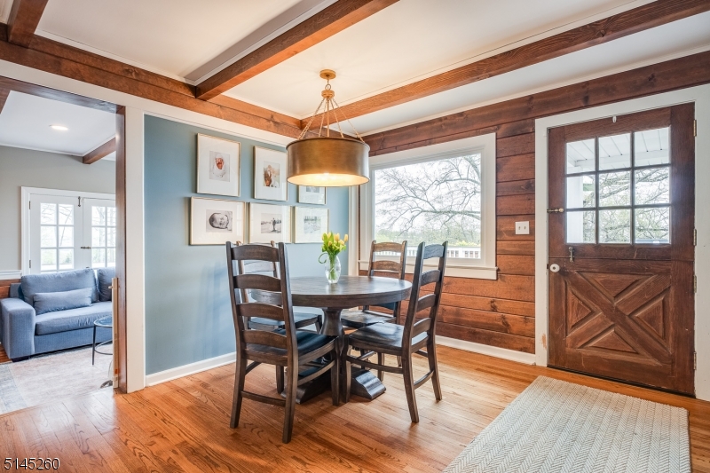 POTTERSVILLE - Residential