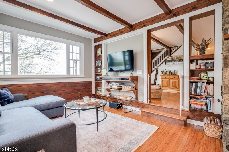 POTTERSVILLE - Residential