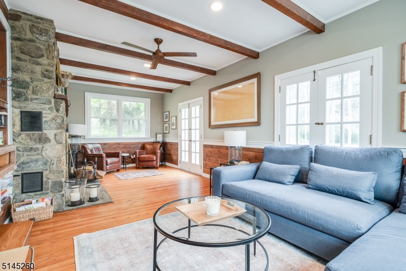 POTTERSVILLE - Residential