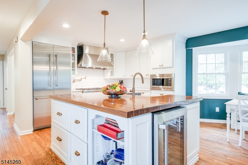 POTTERSVILLE - Residential