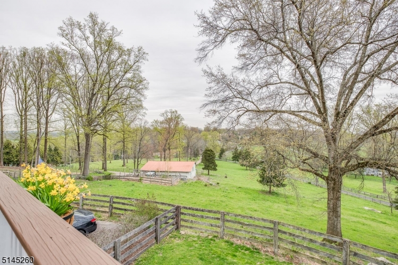 POTTERSVILLE - Residential