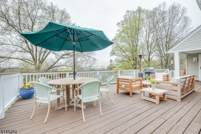 POTTERSVILLE - Residential