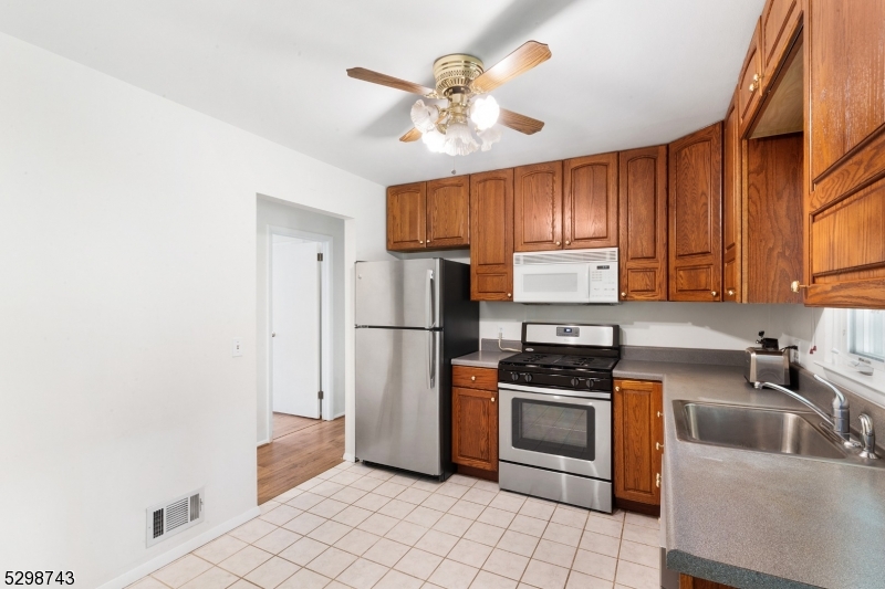 White Meadow Lake - Residential