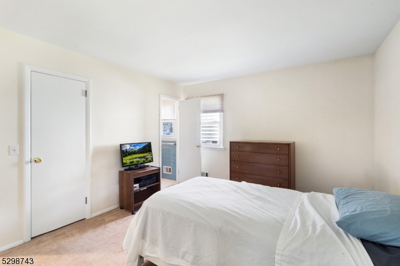 White Meadow Lake - Residential