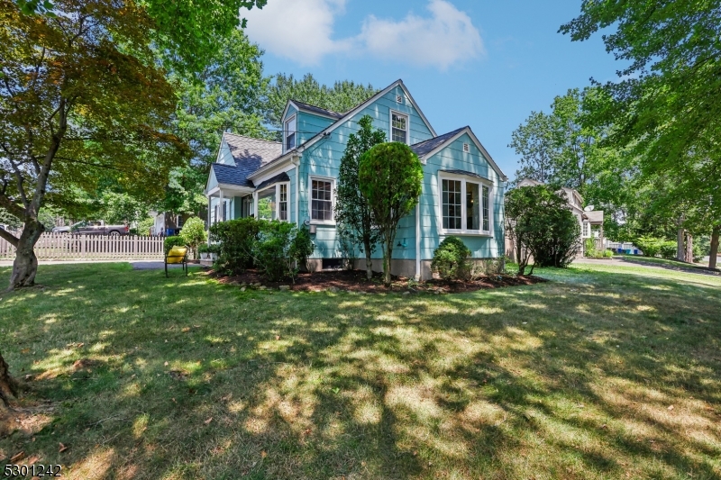 Knollwood - Residential