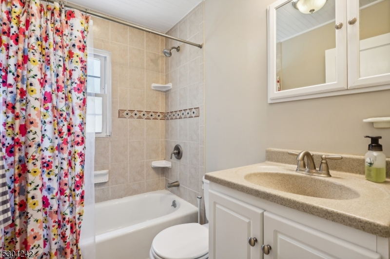 Knollwood - Residential