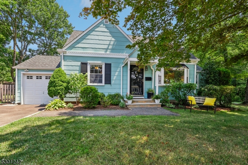 Knollwood - Residential