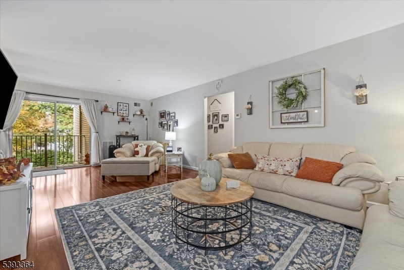 Seasons Glen - Residential