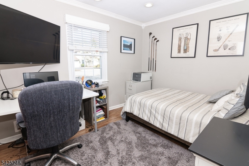 Colonial Oaks - Residential