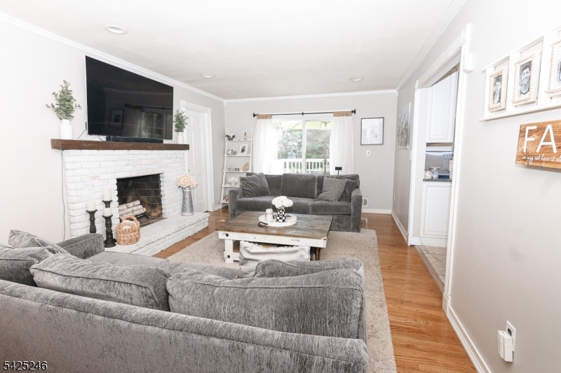 Colonial Oaks - Residential