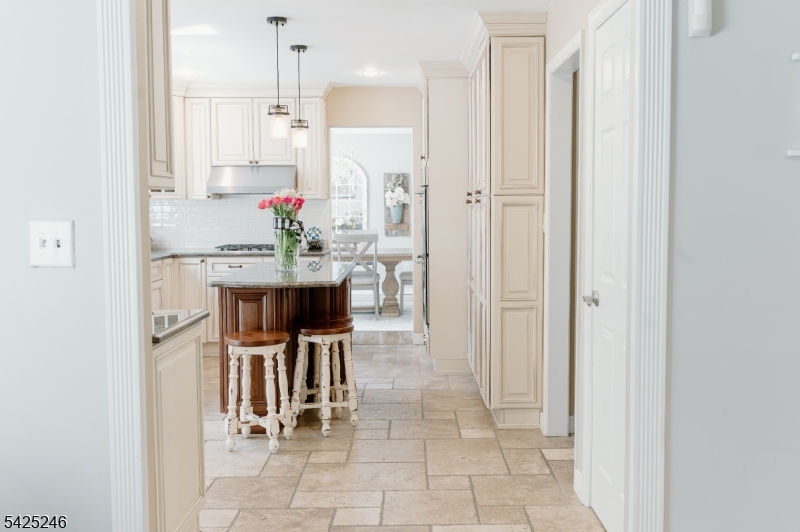 Colonial Oaks - Residential