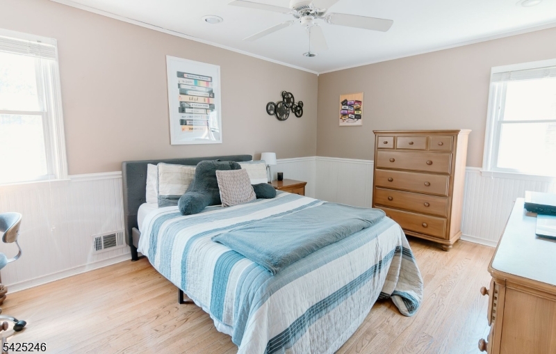 Colonial Oaks - Residential