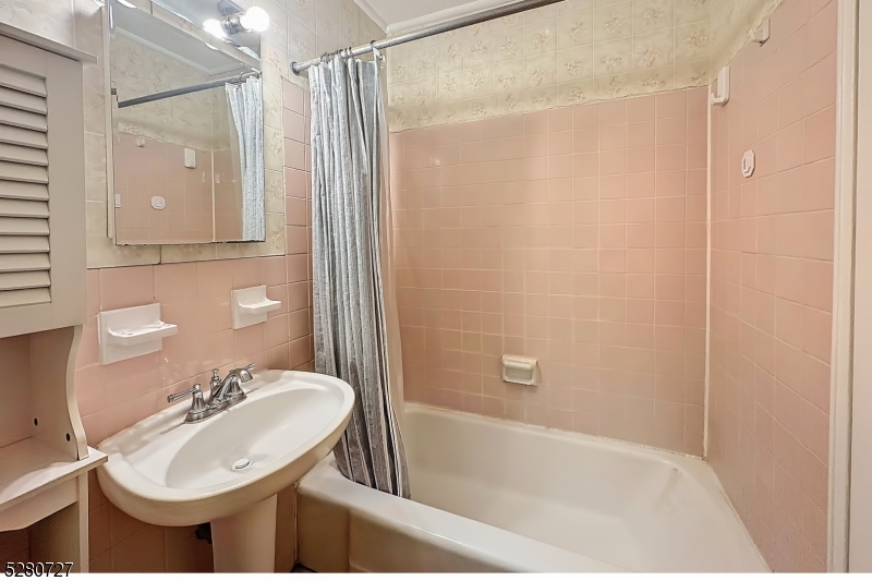 Cedarbrook - Residential