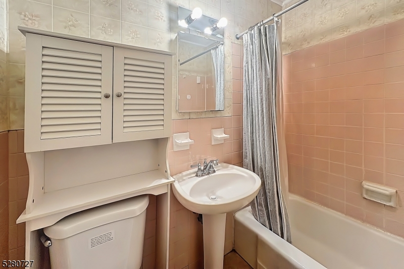 Cedarbrook - Residential