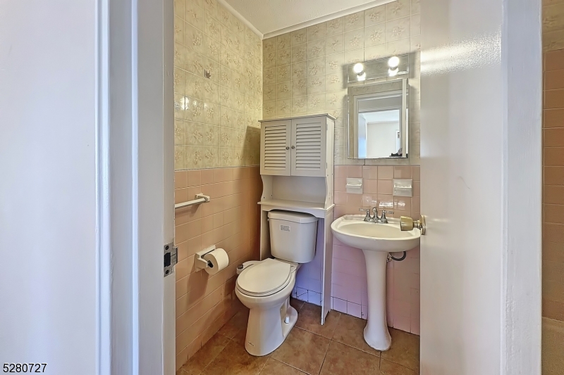 Cedarbrook - Residential