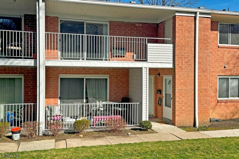 Cedarbrook - Residential