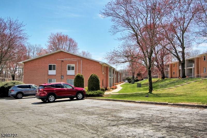 Cedarbrook - Residential