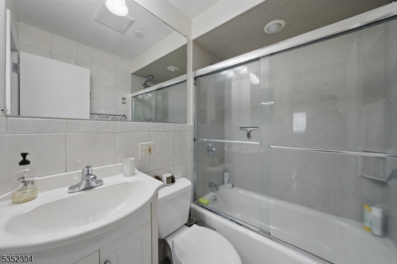 Rock Ridge - Residential