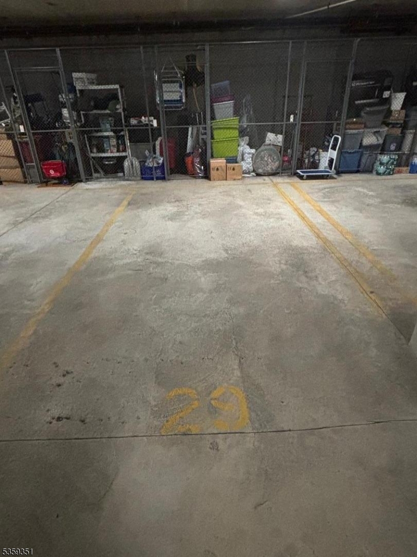 Brookfield Glen - Residential Lease