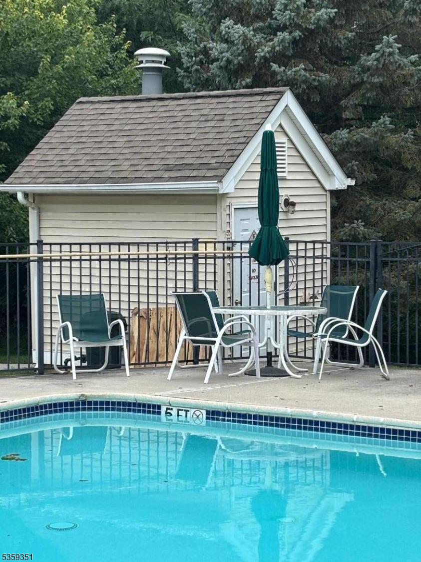 Brookfield Glen - Residential Lease