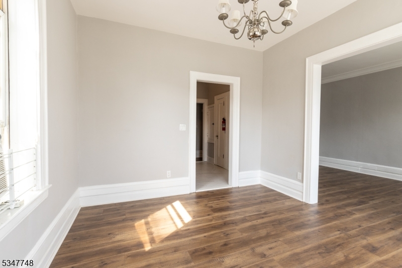 Montclair Twp., New Jersey 07042, United States, 2 Bedrooms Bedrooms, ,1 BathroomBathrooms,Residential,Active,99728