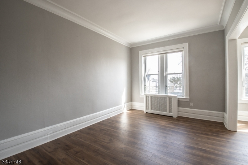 Montclair Twp., New Jersey 07042, United States, 2 Bedrooms Bedrooms, ,1 BathroomBathrooms,Residential,Active,99728