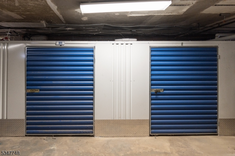 Montclair Twp., New Jersey 07042, United States, 2 Bedrooms Bedrooms, ,1 BathroomBathrooms,Residential,Active,99728