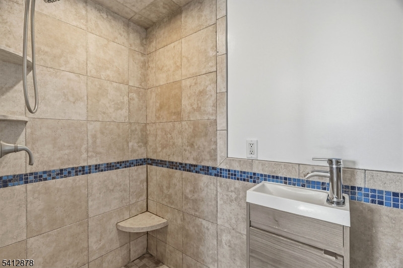 White Meadow Lake - Residential