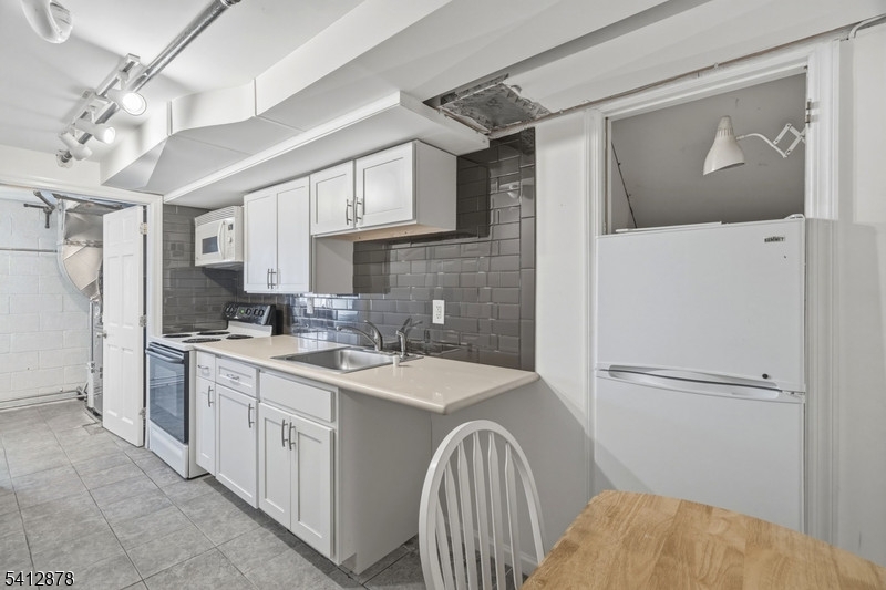 White Meadow Lake - Residential