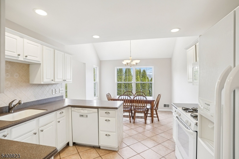 Castle Ridge - Residential